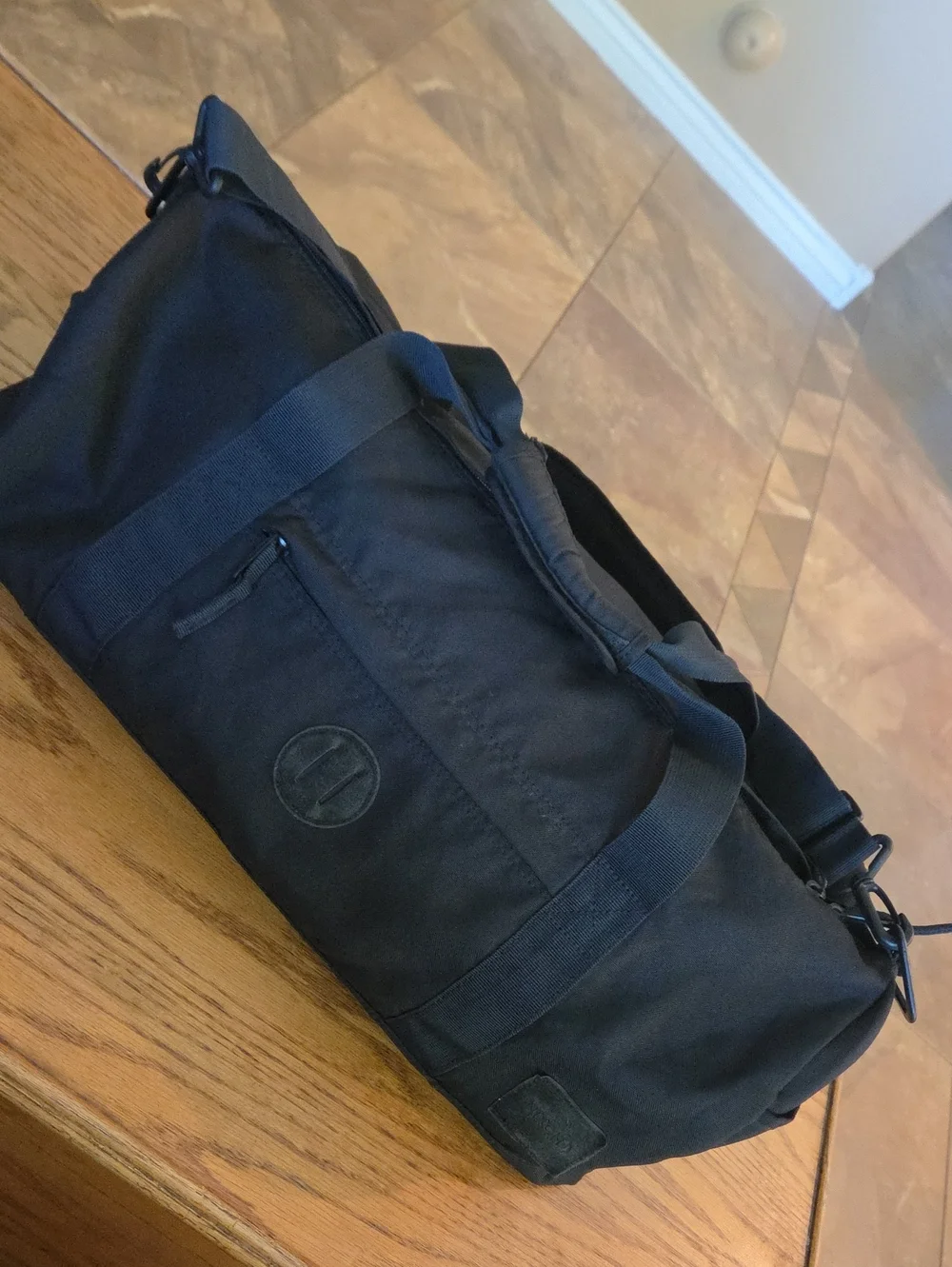 Nixon Pipes 35L Duffel Bag Nylon All Black Travel Bag Gym Skate Adventure